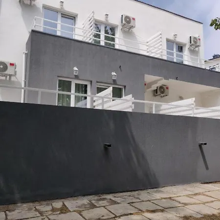 Enki Гостьовий будинок